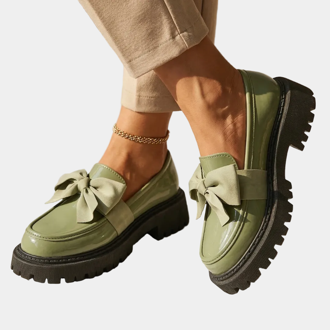 Water-resistant loafers in green with bow detail and chunky tread sole