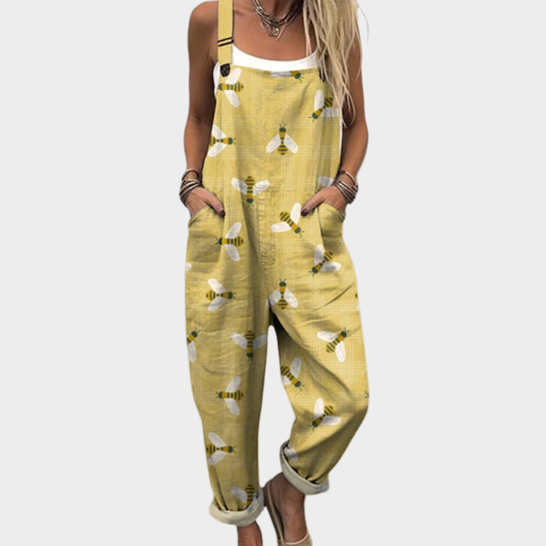 Yellow loose overalls with cute bee print, adjustable straps and front pockets.