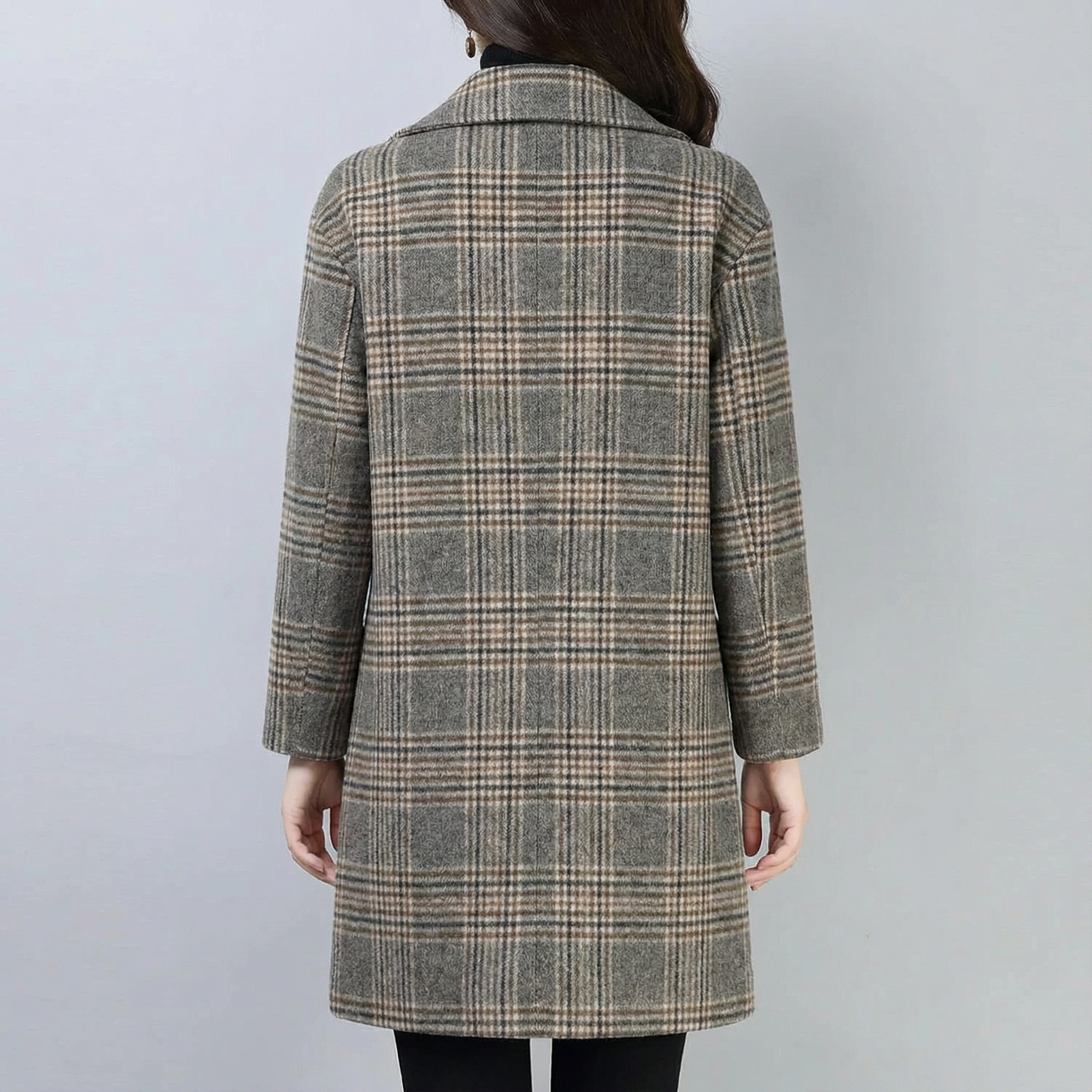 Plaid long double-breasted coat with notched collar and full-length sleeves, button back