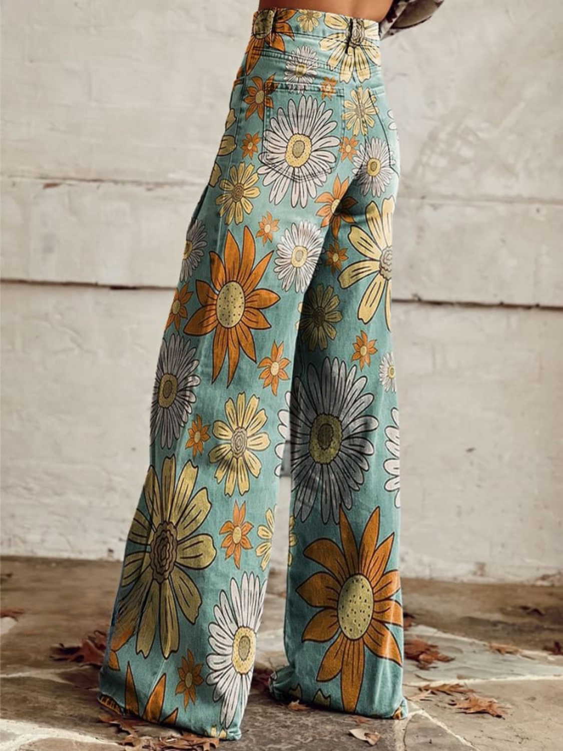 Boho floral wide-leg pants, teal with large daisy print, elastic high waist, flowy fit