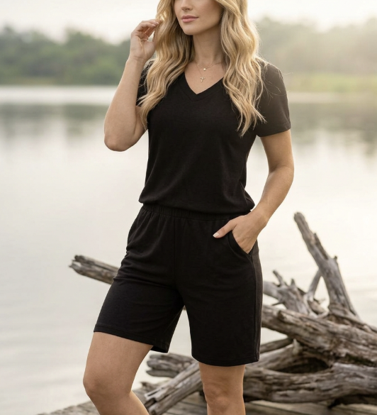 Black cotton V-neck short-sleeve T-shirt and drawstring shorts set, relaxed fit