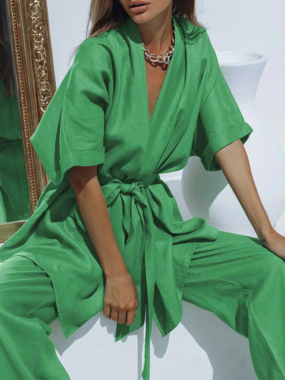 Green oversized V-neck tunic tied waist with flowing wide-leg pants