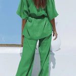 Green oversized set with belted waist and wide-leg trousers, V-neck tunic