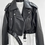 Élodie™ trendy black cropped biker jacket with lapels, zips and belt