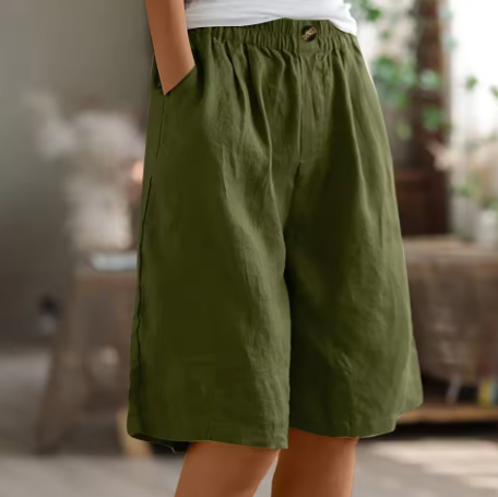 Cotton comfort shorts, olive green, relaxed fit with elastic waistband
