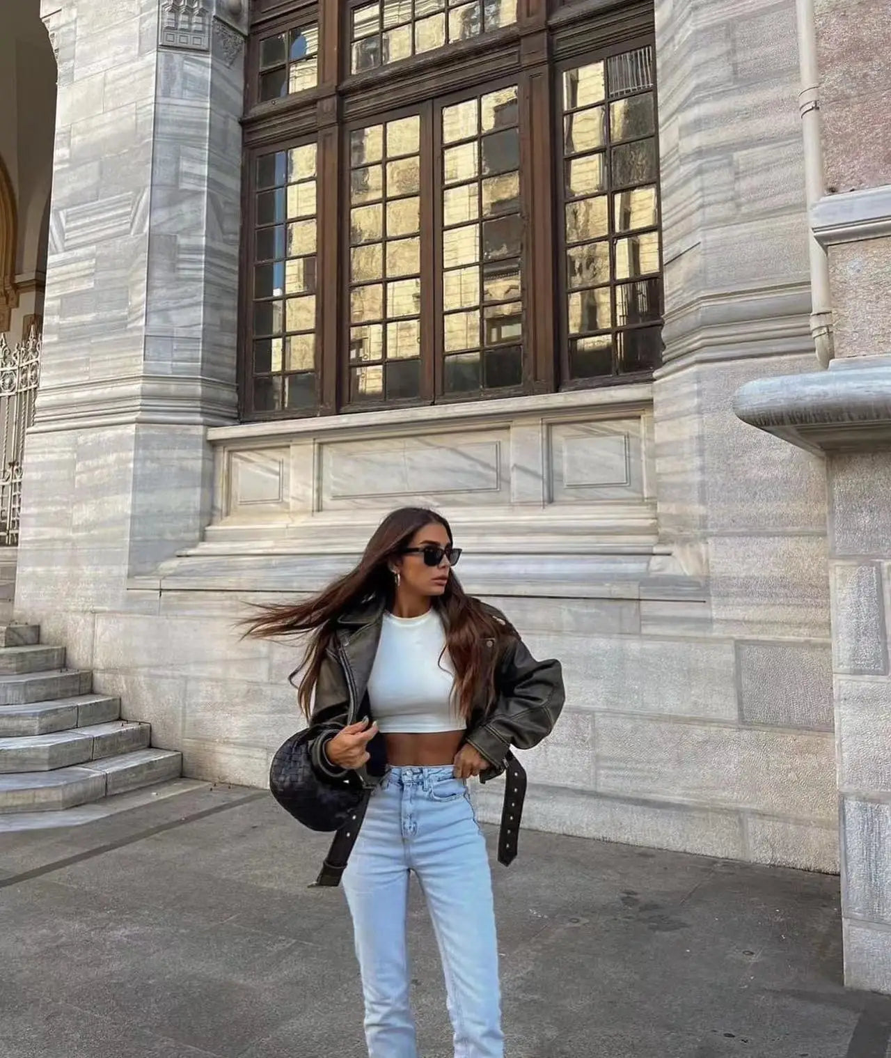 Élodie™ trendy jacket, dark oversized jacket worn open over a white crop top