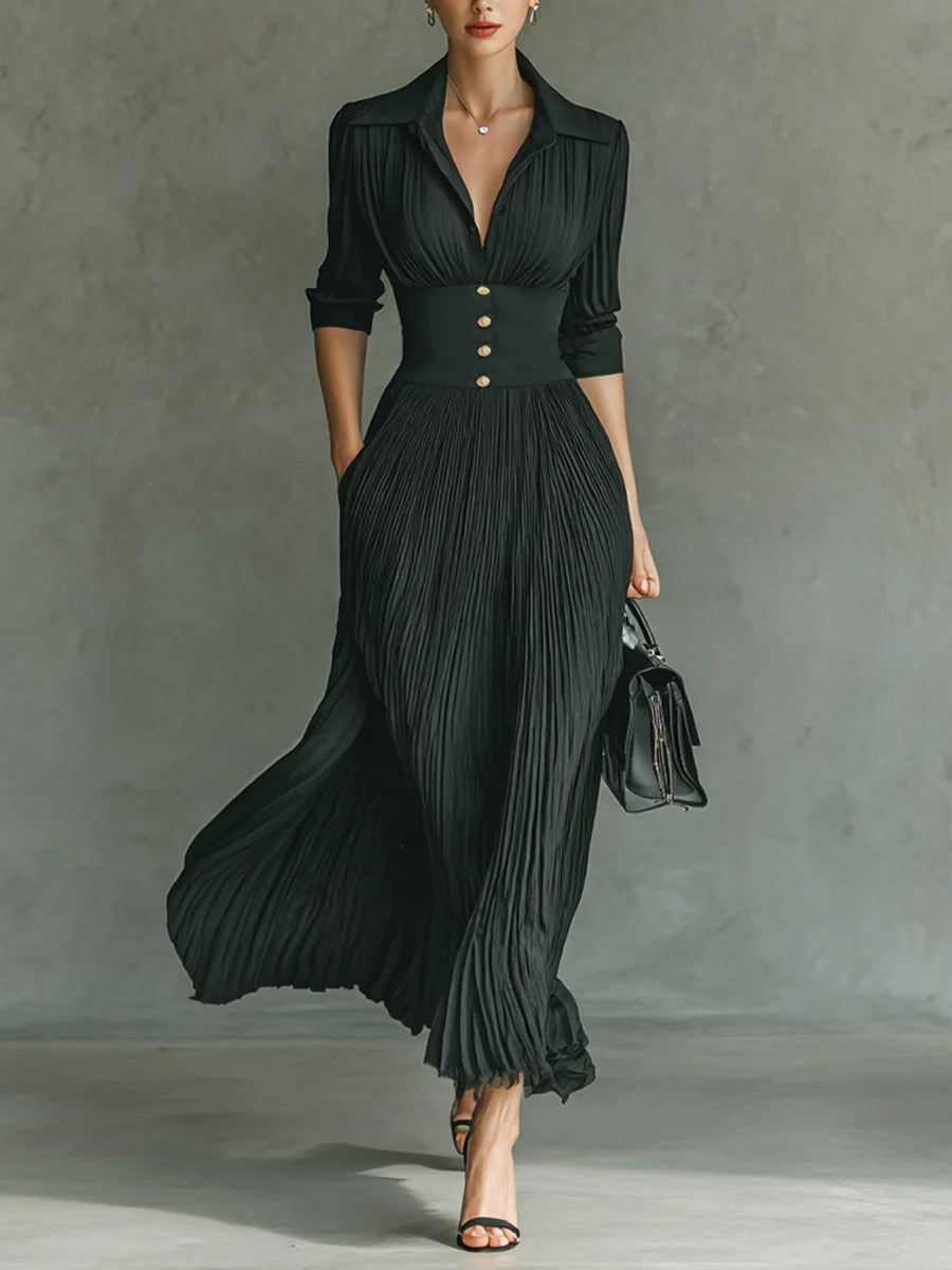 Long pleated dark green dress with lapel V-neck and high waist, three-quarter sleeves
