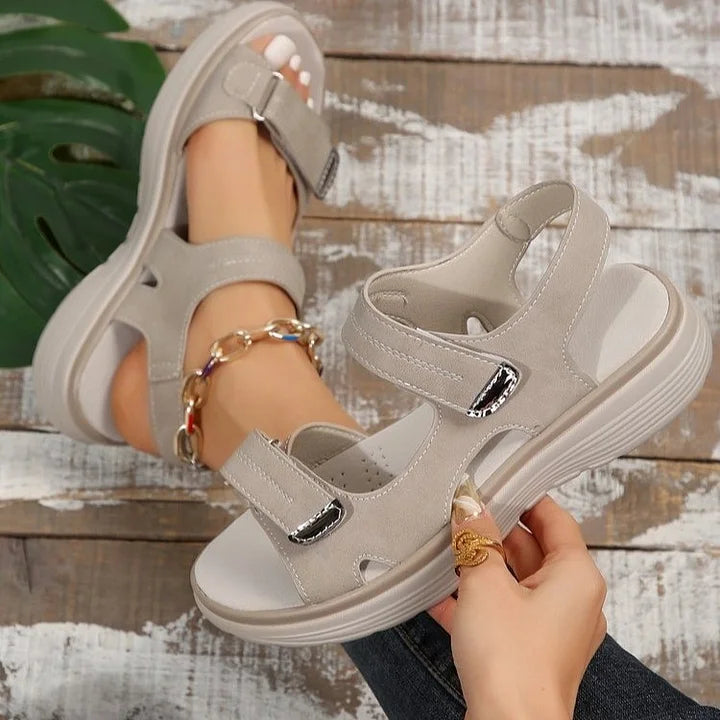 Chanel orthopedic non-slip sandals in beige, open toe, two adjustable hook-and-loop straps