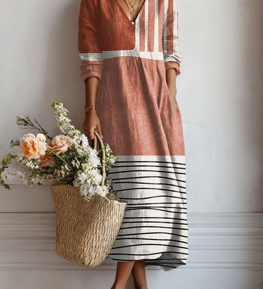 Rust-brown comfort dress with striped panel and V-neck, 3/4 sleeves, knee length